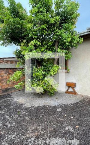 Casa à venda com 120m², 2 quartos e 2 vagas Casa à venda com 120m², 2 quartos e 2 vagasÁrea Externa
