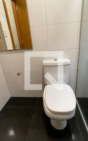 Casa à venda com 120m², 2 quartos e 2 vagas Casa à venda com 120m², 2 quartos e 2 vagasBanheiro