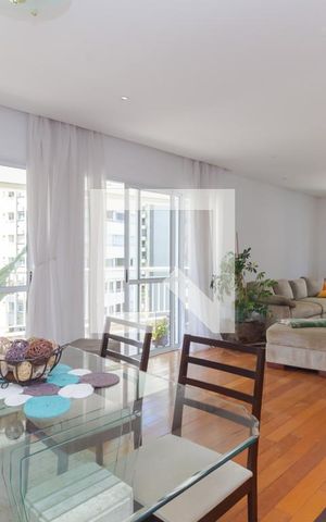 Apartamento à venda com 151m², 3 quartos e 3 vagas Apartamento à venda com 151m², 3 quartos e 3 vagasSala