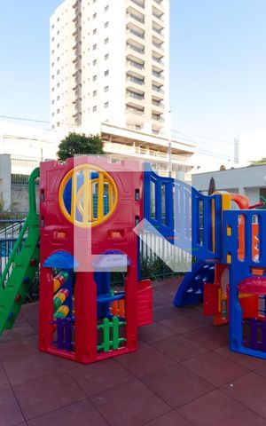 Apartamento para alugar com 43m², 2 quartos e 1 vaga Apartamento para alugar com 43m², 2 quartos e 1 vagaÁrea comum - Playground
