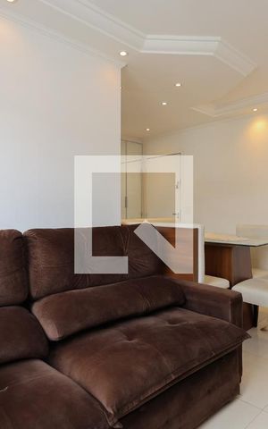 Apartamento à venda com 55m², 2 quartos e 1 vaga Apartamento à venda com 55m², 2 quartos e 1 vagaSala