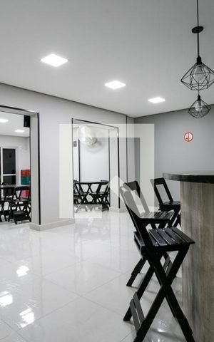 Apartamento à venda com 55m², 2 quartos e 1 vaga Apartamento à venda com 55m², 2 quartos e 1 vagaÁrea comum - Salão de festas
