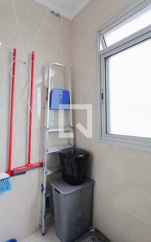 Apartamento à venda com 55m², 2 quartos e 1 vaga Apartamento à venda com 55m², 2 quartos e 1 vagaÁrea de serviço