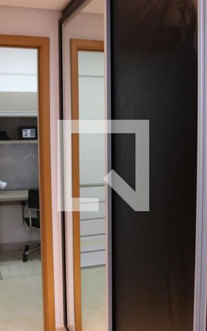 Apartamento para alugar com 77m², 2 quartos e 1 vagaSuíte