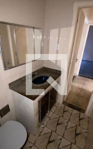 Apartamento para alugar com 66m², 2 quartos e sem vaga Apartamento para alugar com 66m², 2 quartos e sem vagaBanheiro
