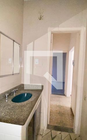 Apartamento para alugar com 66m², 2 quartos e sem vaga Apartamento para alugar com 66m², 2 quartos e sem vagaBanheiro