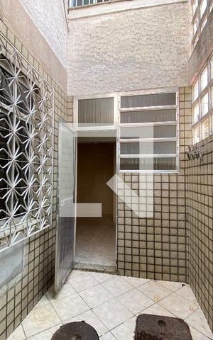 Apartamento para alugar com 66m², 2 quartos e sem vaga Apartamento para alugar com 66m², 2 quartos e sem vagaÁrea de Serviço