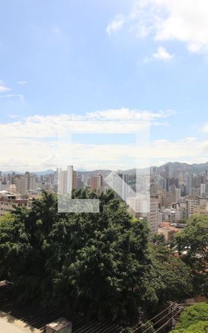 Apartamento à venda com 260m², 4 quartos e 4 vagasVista