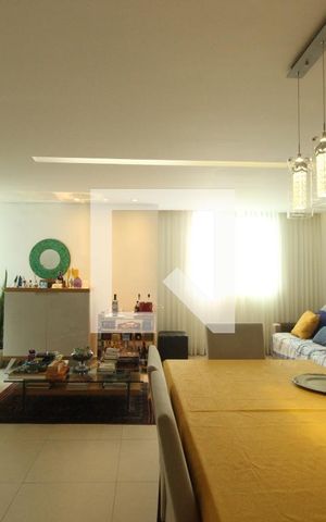 Apartamento à venda com 260m², 4 quartos e 4 vagasSala