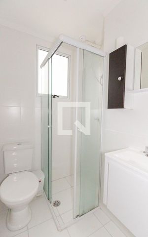 Apartamento para alugar com 50m², 2 quartos e sem vaga Apartamento para alugar com 50m², 2 quartos e sem vagaBanheiro