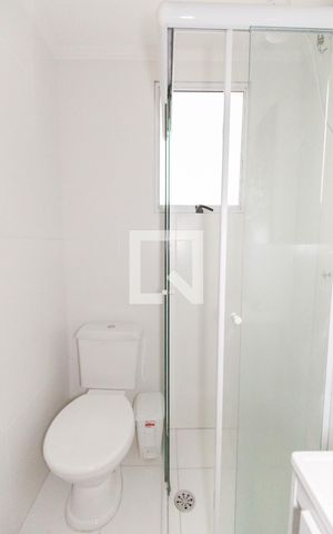 Apartamento para alugar com 50m², 2 quartos e sem vaga Apartamento para alugar com 50m², 2 quartos e sem vagaBanheiro