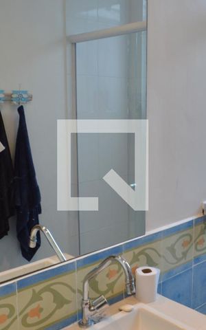 Casa à venda com 318m², 4 quartos e 4 vagasBanheiro da Suíte 2