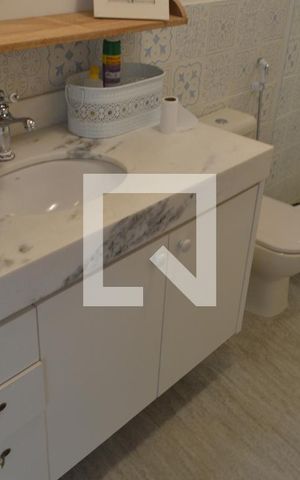 Casa à venda com 318m², 4 quartos e 4 vagasCasa 2