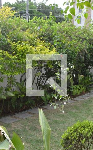 Casa à venda com 318m², 4 quartos e 4 vagasJardim