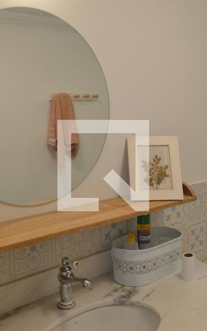 Casa à venda com 318m², 4 quartos e 4 vagasCasa 2