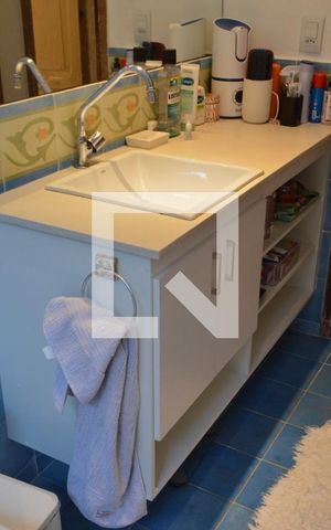 Casa à venda com 318m², 4 quartos e 4 vagasBanheiro