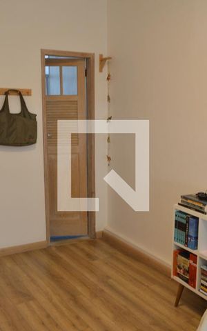 Casa à venda com 318m², 4 quartos e 4 vagasSuíte 2
