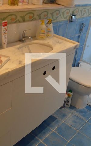 Casa à venda com 318m², 4 quartos e 4 vagasBanheiro da Suíte 1