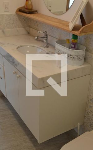 Casa à venda com 318m², 4 quartos e 4 vagasCasa 2