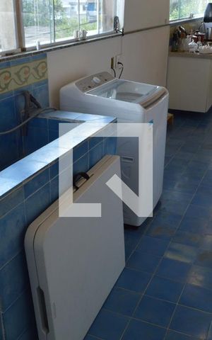 Casa à venda com 318m², 4 quartos e 4 vagasÁrea de Serviço