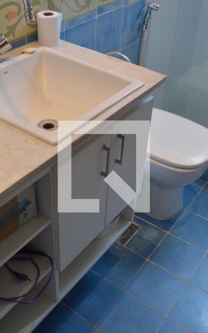 Casa à venda com 318m², 4 quartos e 4 vagasBanheiro da Suíte 2