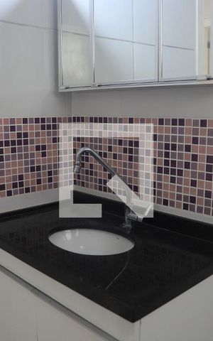 Casa à venda com 140m², 4 quartos e 2 vagasBanheiro 2 Edícula