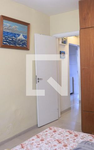 Casa à venda com 140m², 4 quartos e 2 vagasSuíte