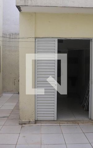 Casa à venda com 140m², 4 quartos e 2 vagasQuintal