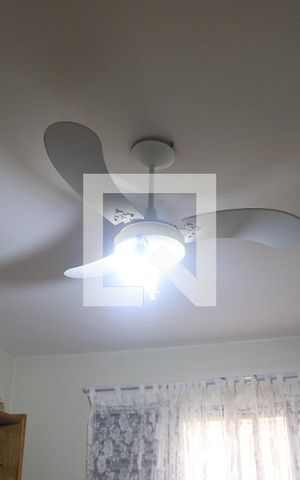 Casa à venda com 140m², 4 quartos e 2 vagasQuarto