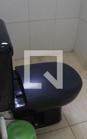 Casa à venda com 140m², 4 quartos e 2 vagasBanheiro Oficina