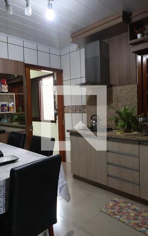 Casa à venda com 200m², 3 quartos e 5 vagasCozinha 