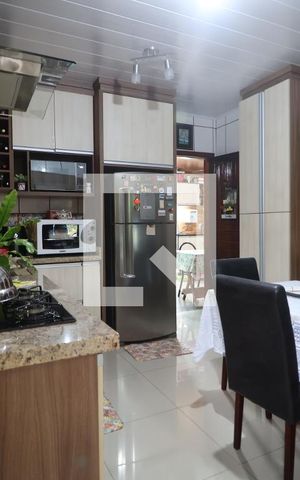 Casa à venda com 200m², 3 quartos e 5 vagasCozinha 