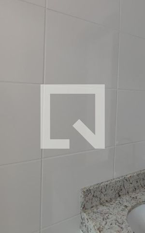 Apartamento à venda com 70m², 2 quartos e 1 vaga Apartamento à venda com 70m², 2 quartos e 1 vagaBanheiro Suíte