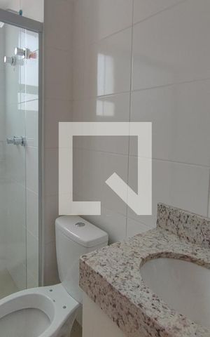 Apartamento à venda com 70m², 2 quartos e 1 vaga Apartamento à venda com 70m², 2 quartos e 1 vagaBanheiro Suíte
