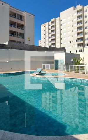 Apartamento à venda com 70m², 2 quartos e 1 vaga Apartamento à venda com 70m², 2 quartos e 1 vagaÁrea comum - Piscina
