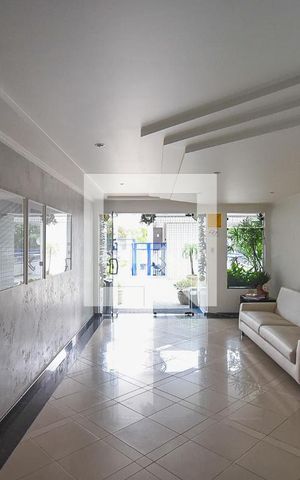 Apartamento à venda com 68m², 2 quartos e 1 vaga Apartamento à venda com 68m², 2 quartos e 1 vagaHall Social