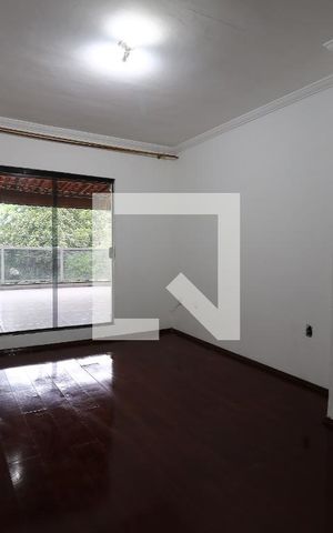 Casa à venda com 227m², 3 quartos e 3 vagasQuarto 3