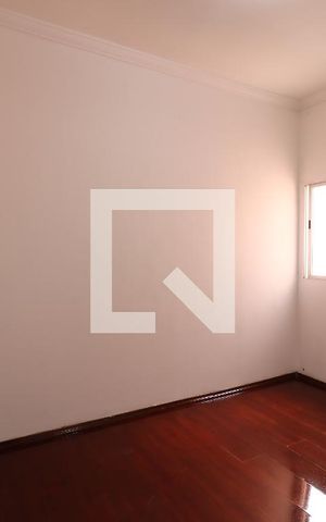Casa à venda com 227m², 3 quartos e 3 vagasQuarto 2