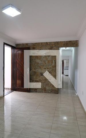 Casa à venda com 227m², 3 quartos e 3 vagasSala - Primeiro Ambiente