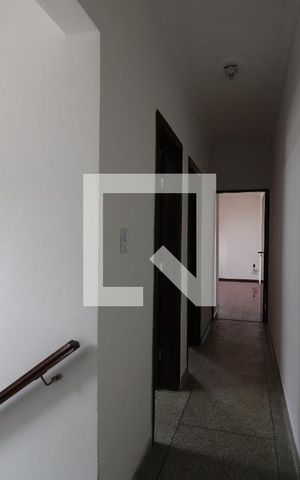 Casa à venda com 227m², 3 quartos e 3 vagasCorredor piso superior