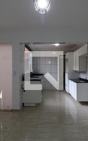 Casa à venda com 227m², 3 quartos e 3 vagasCozinha