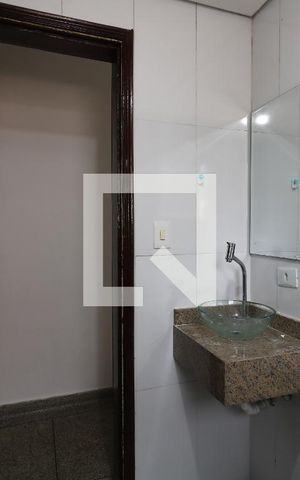 Casa à venda com 227m², 3 quartos e 3 vagasBanheiro piso superior