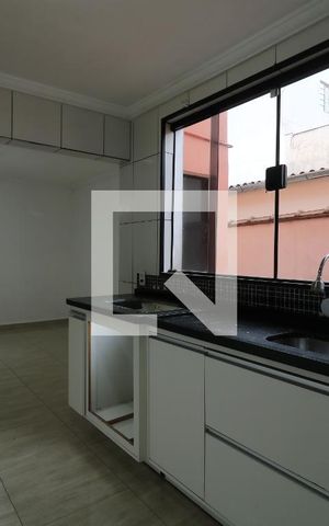 Casa à venda com 227m², 3 quartos e 3 vagasCozinha