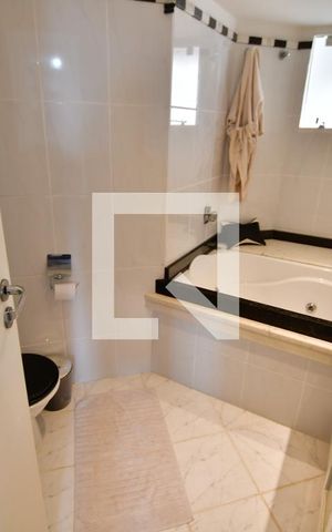 Apartamento para alugar com 96m², 2 quartos e 1 vagaBanheiro 2