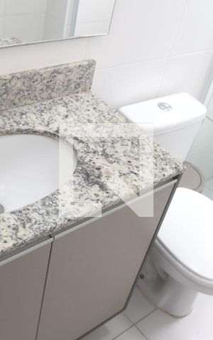 Apartamento à venda com 65m², 2 quartos e 2 vagasBanheiro da Suíte 1