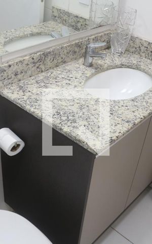 Apartamento à venda com 65m², 2 quartos e 2 vagasBanheiro 1