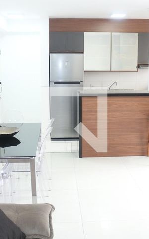 Apartamento à venda com 65m², 2 quartos e 2 vagasSala