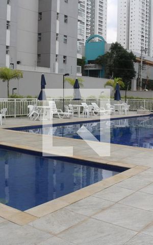 Apartamento à venda com 65m², 2 quartos e 2 vagasÁrea comum - Piscina