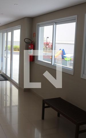 Apartamento à venda com 65m², 2 quartos e 2 vagasHall social