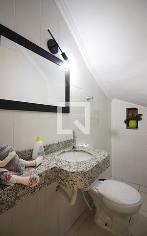 Casa à venda com 201m², 3 quartos e 2 vagasLavabo